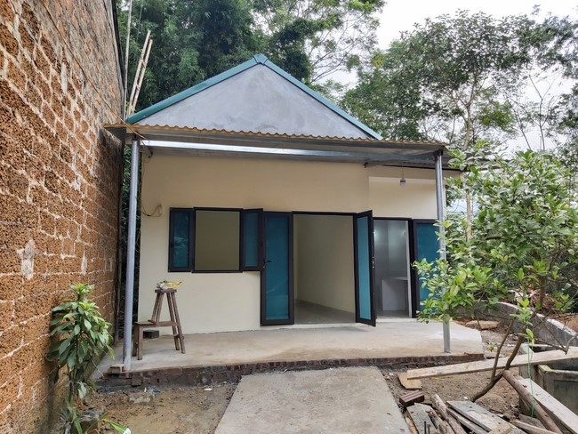 The Inauguration and Handover Ceremony House of Charity to the family Ms. Dinh Thi Dinh by Hoa Phuc Pagoda